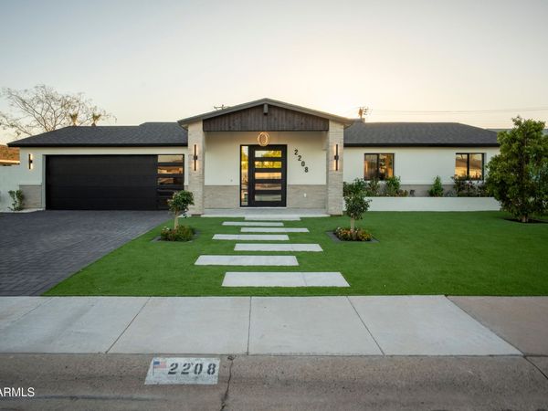 2208 N 82ND Street, Scottsdale, AZ 85257