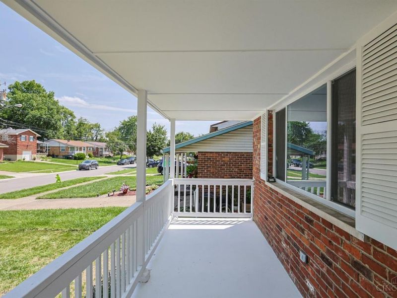 6029 Waldway Lane, Cincinnati, OH 45224 Photo 3