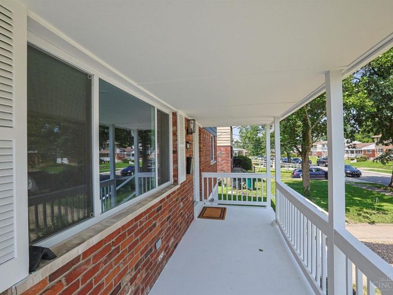 6029 Waldway Lane, Cincinnati, OH 45224 Photo 3