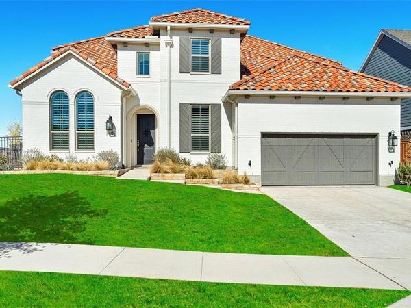 14220 Greenside Drive, Fort Worth, TX 76008