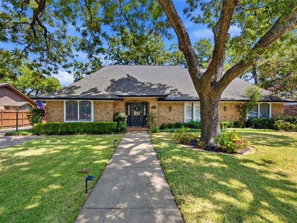 3005 Glasgow Drive, Arlington, TX 76015