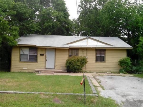 1607 Gibbons Street, Greenville, TX 75401