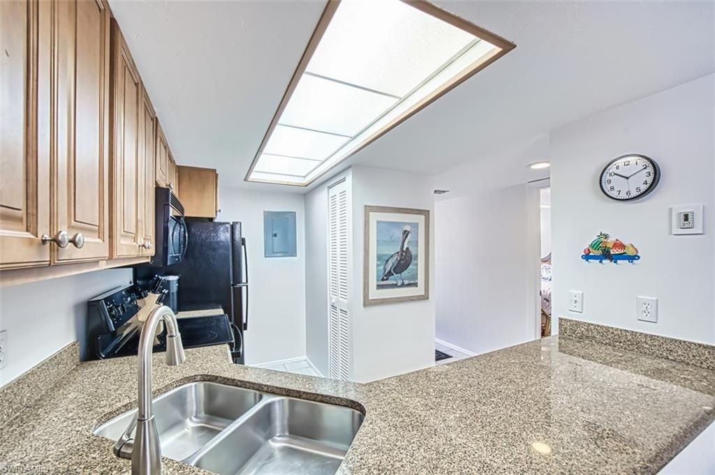 600 Neapolitan Way , Unit 153, Naples, FL 34103 Photo