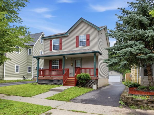 1002 Matilda Street , Saint Paul, MN 55117