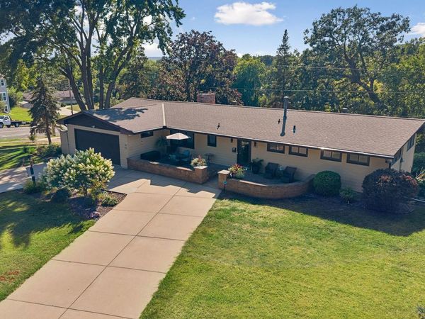 4501 Terracewood Drive, Bloomington, MN 55437