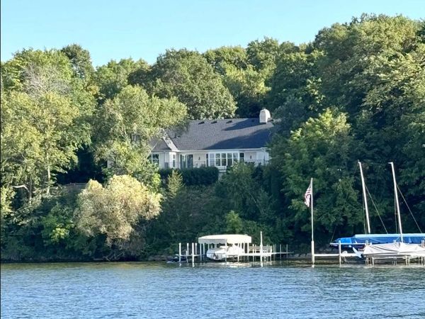 3350 Northome Road , Deephaven, MN 55391
