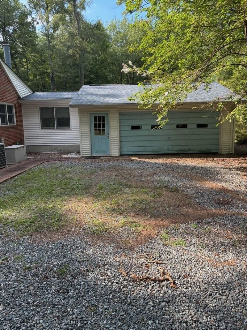 1269 Mundy Point Road, Callao, VA 22435 Main Photo