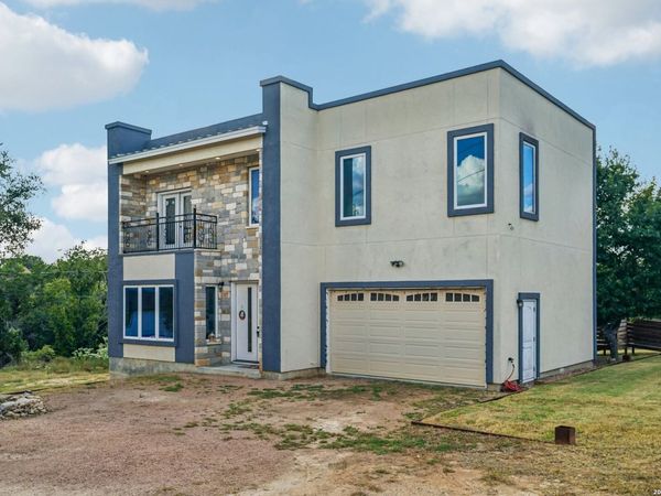 757 CANYON BND, Canyon Lake, TX 78133