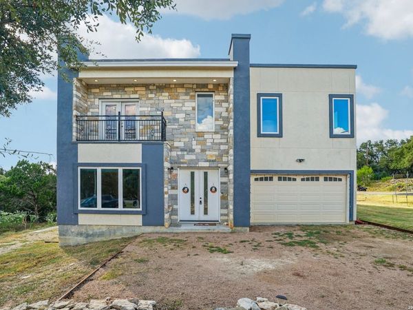 757 CANYON BND, Canyon Lake, TX 78133