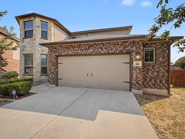 888 MAPLE DR, New Braunfels, TX 78130