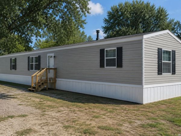 214 N Cleveland St., Karnes City, TX 78118