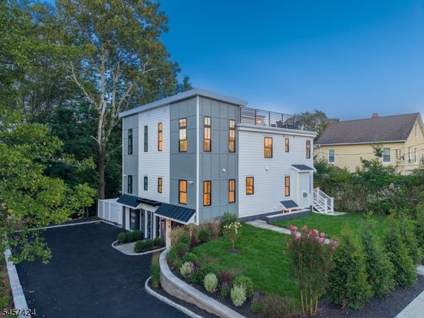 45 Ocean St, Millburn, NJ 07041