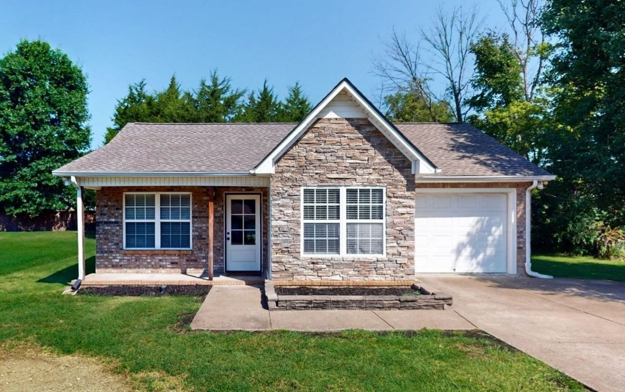 2027 Golden Ct , Spring Hill, TN 37174 Main Photo