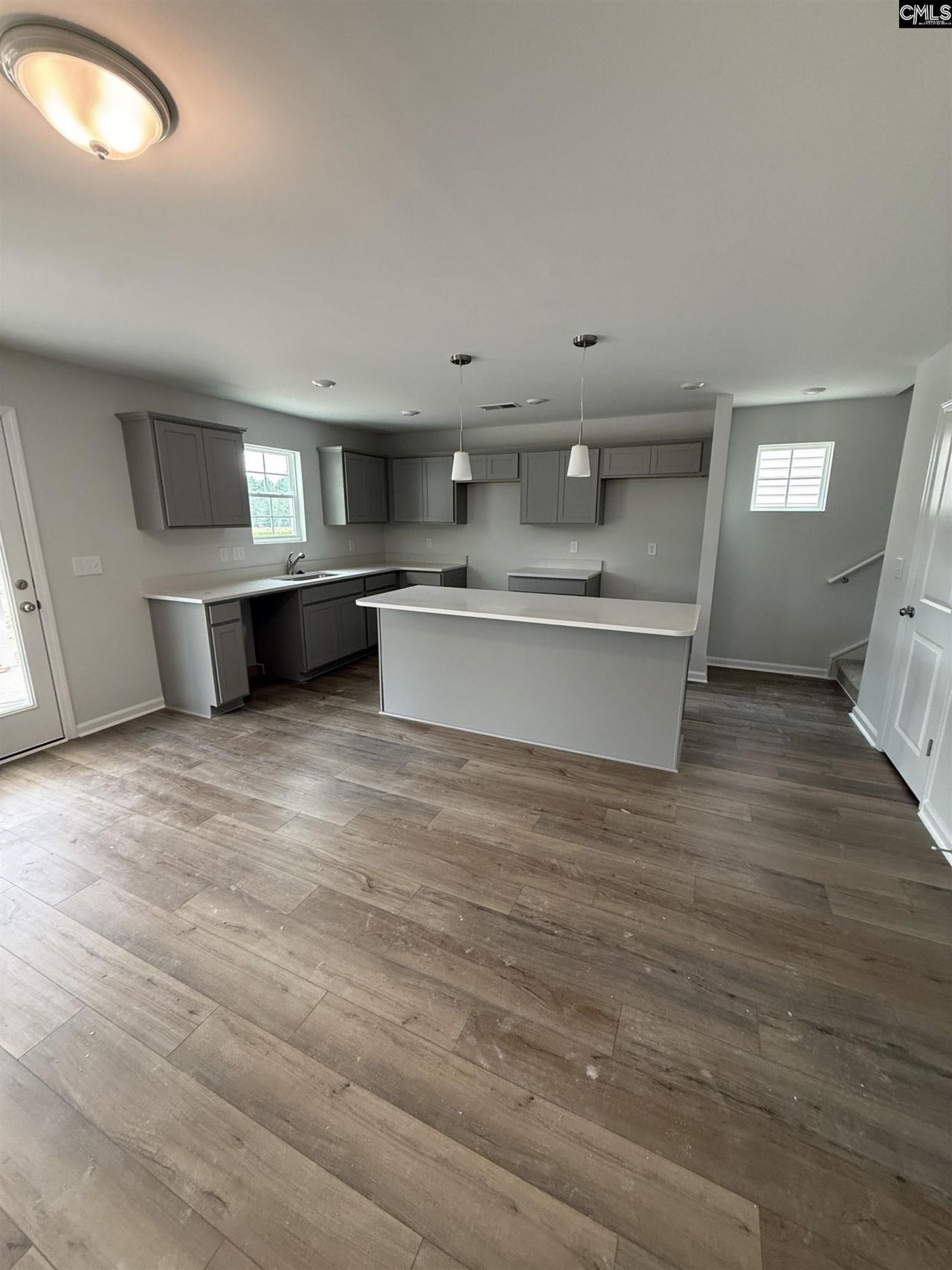 133 Pemberton Drive  Photo 5