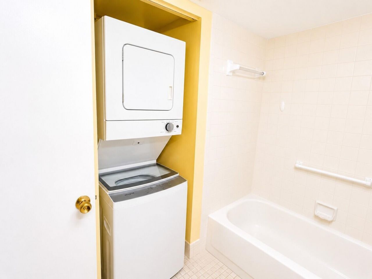 1400 SW 124th Terrace, Unit 105Q, Pembroke Pines, FL 33027 Photo