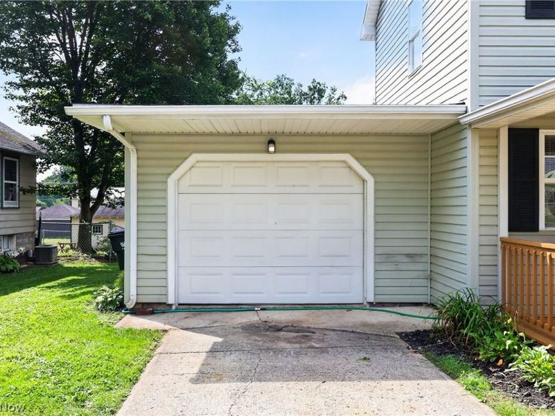 343 W 8th Street, Salem, OH 44460 Photo 4