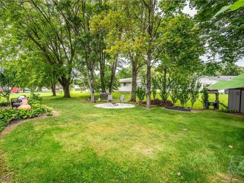 3433 Bentwillow Lane, Youngstown, OH 44511 Photo 21