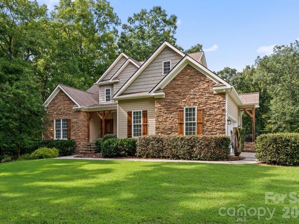 3321 Lower Lake Road , Thomasville, NC 27360