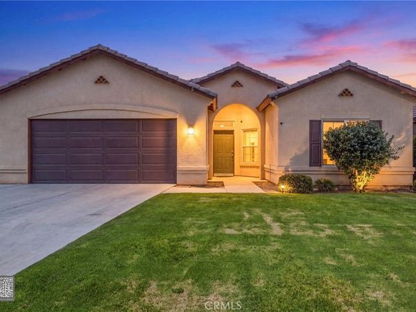 10826 Avenida Frasca Drive, Bakersfield, CA 93311