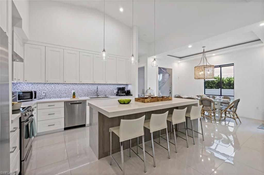 1889 N Bahama Ave, Marco Island, FL 34145 Photo