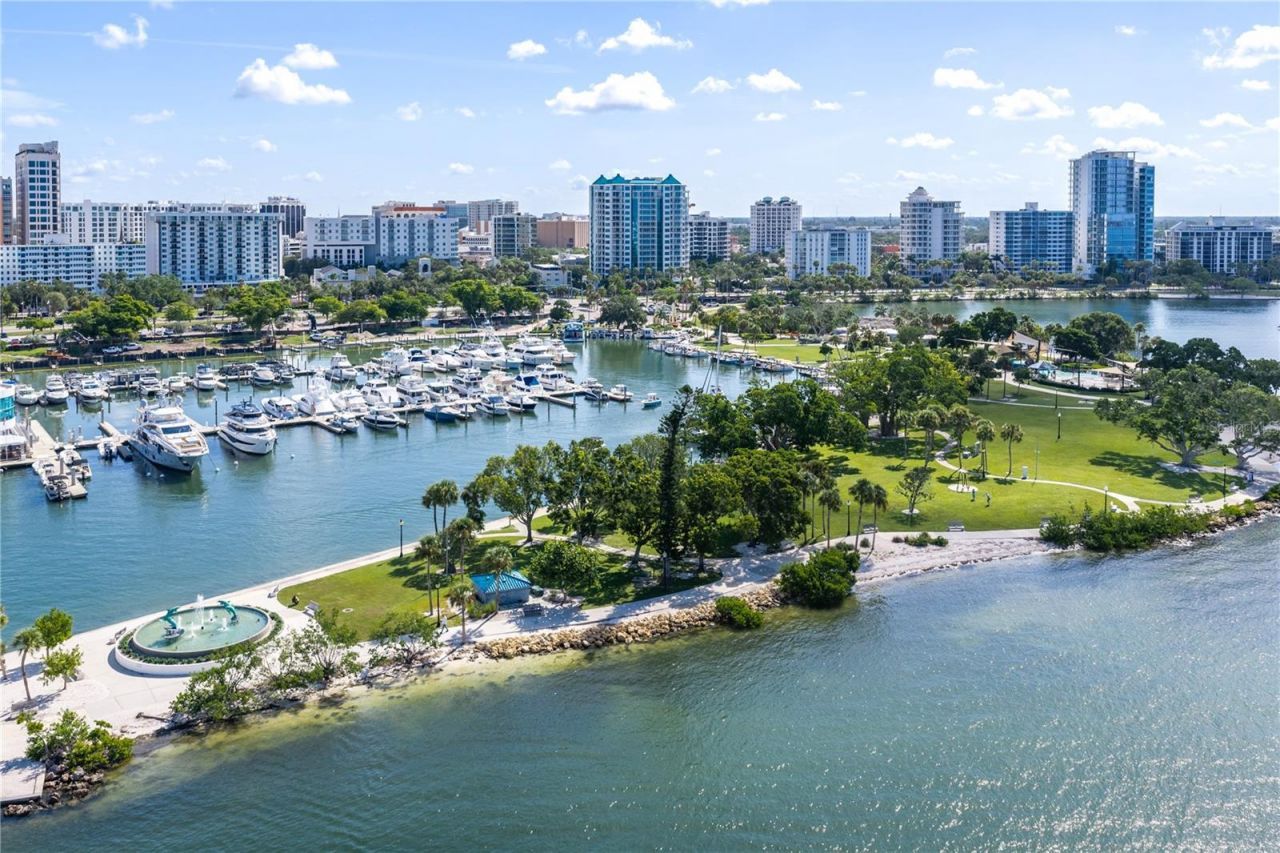 2060 6th Street , Sarasota, FL 34237 Photo