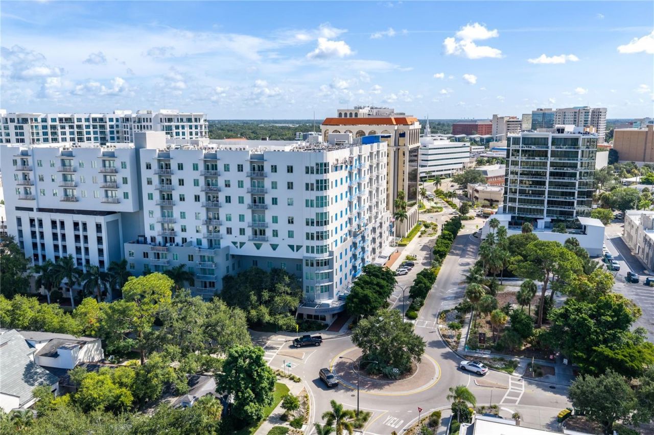 2060 6th Street , Sarasota, FL 34237 Photo