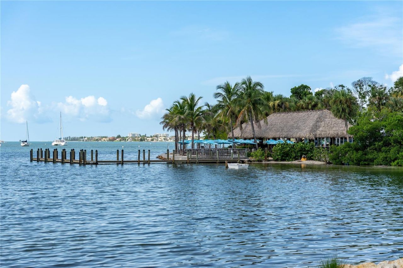 2060 6th Street , Sarasota, FL 34237 Photo
