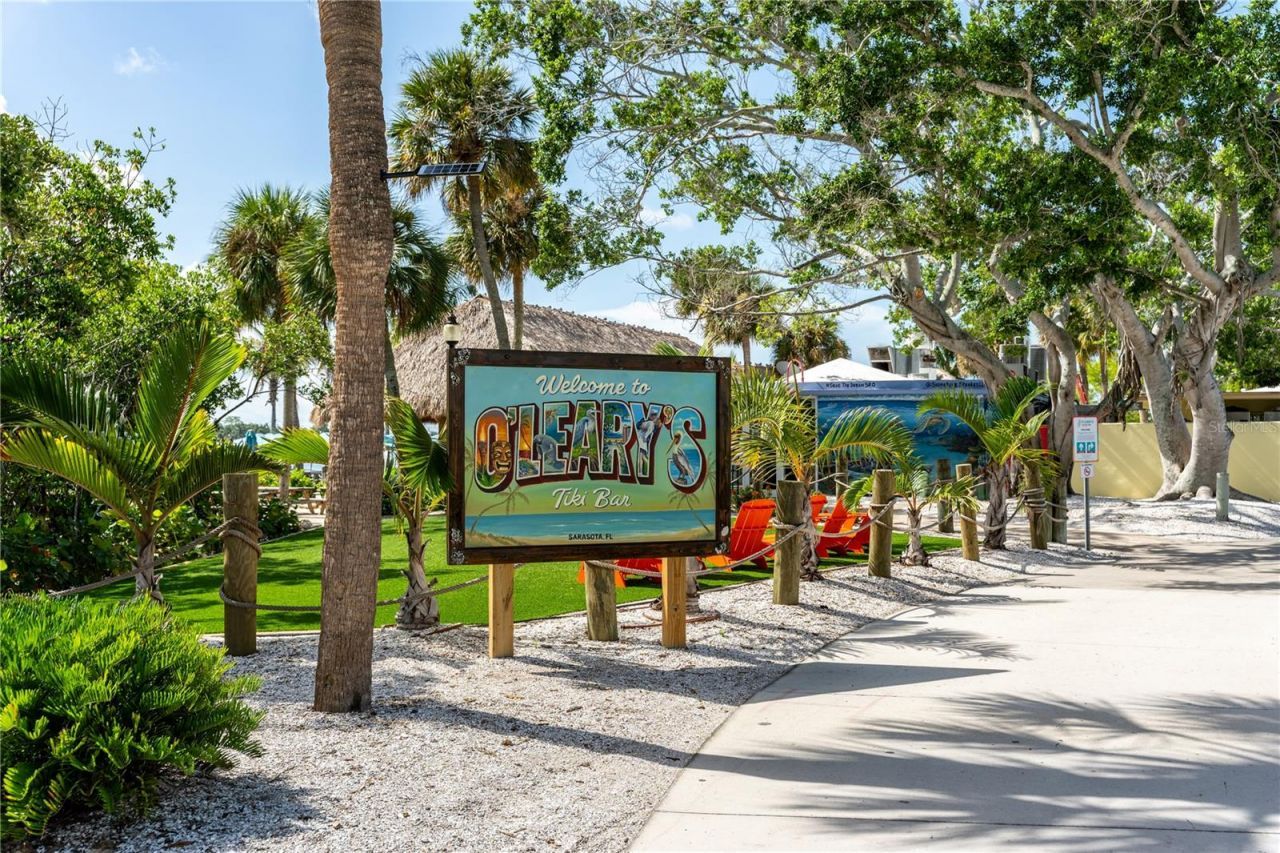 2060 6th Street , Sarasota, FL 34237 Photo