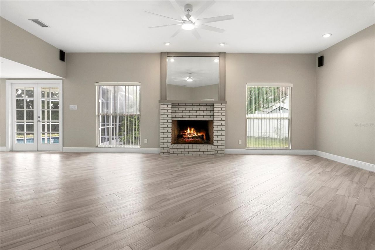 17919 Clear Lake Drive, Lutz, FL 33548 Photo