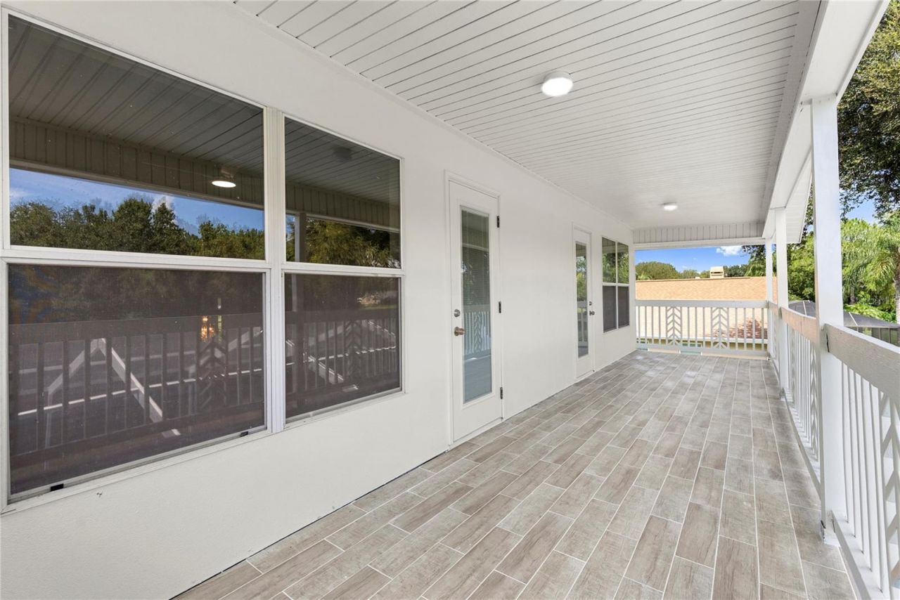17919 Clear Lake Drive, Lutz, FL 33548 Photo