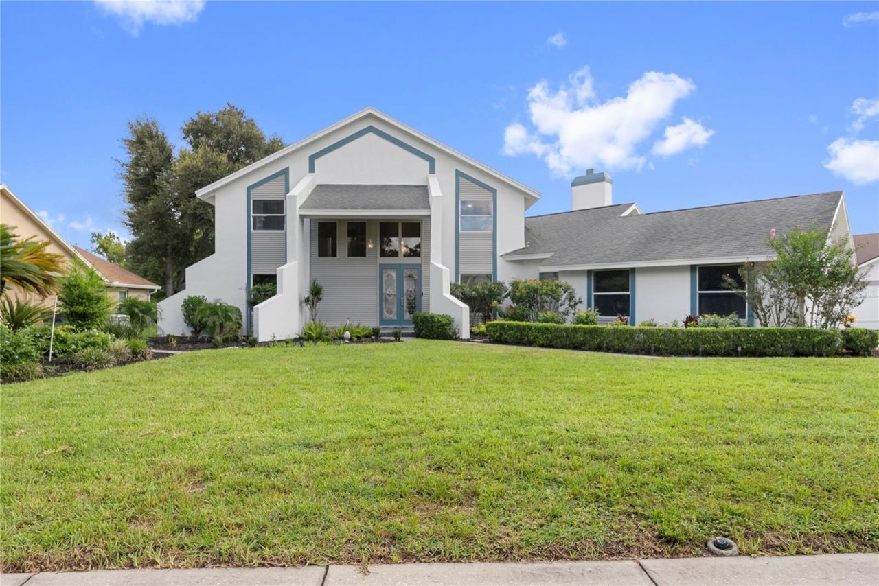 17919 Clear Lake Drive, Lutz, FL 33548 Photo