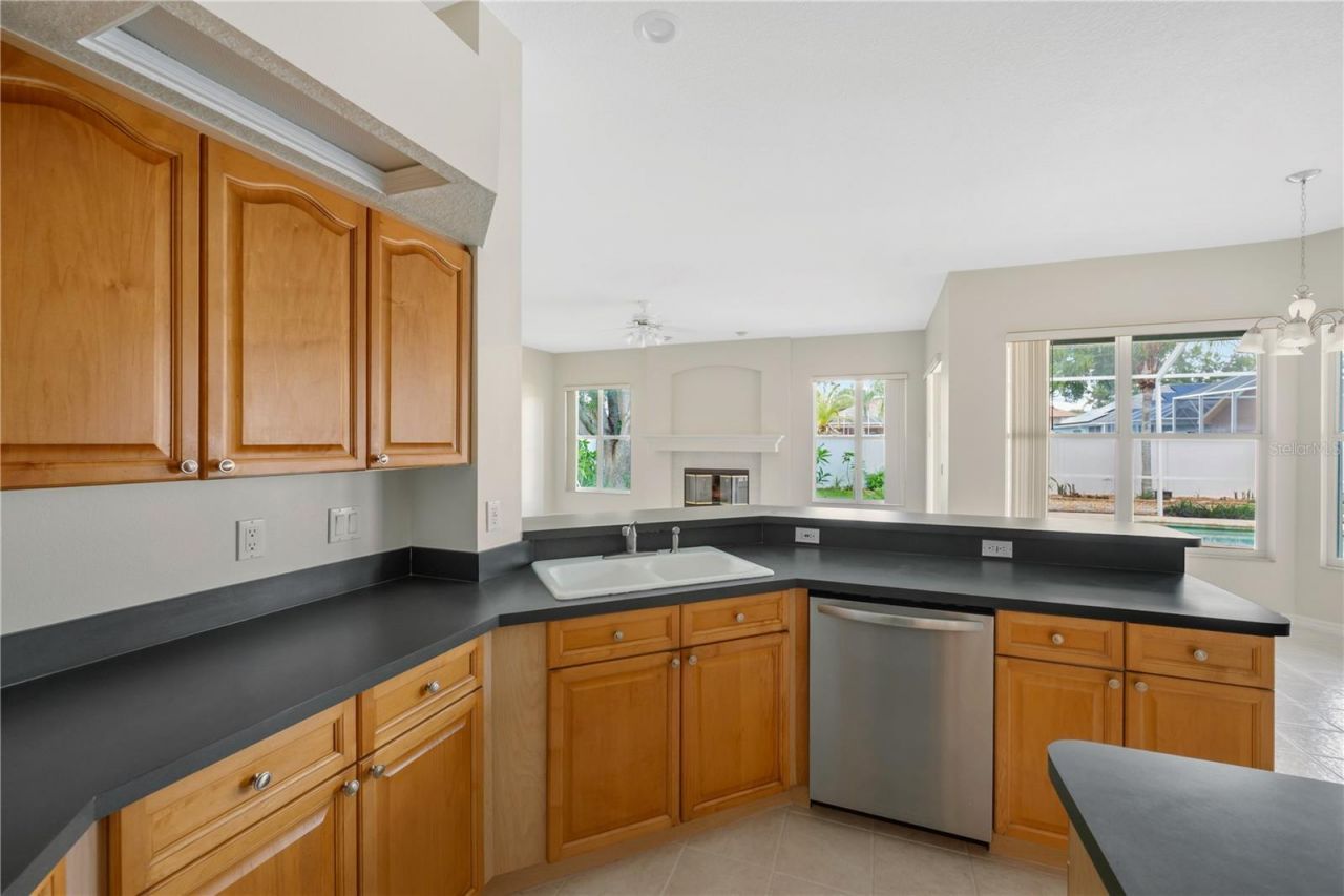 2304 Delamere Court , Valrico, FL 33596 Photo