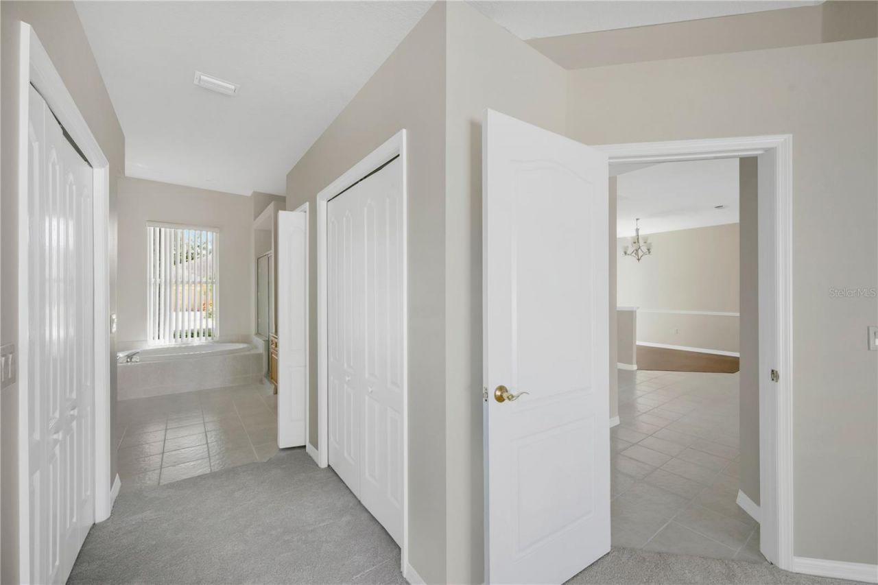 2304 Delamere Court , Valrico, FL 33596 Photo
