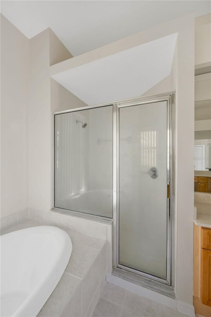 2304 Delamere Court , Valrico, FL 33596 Photo