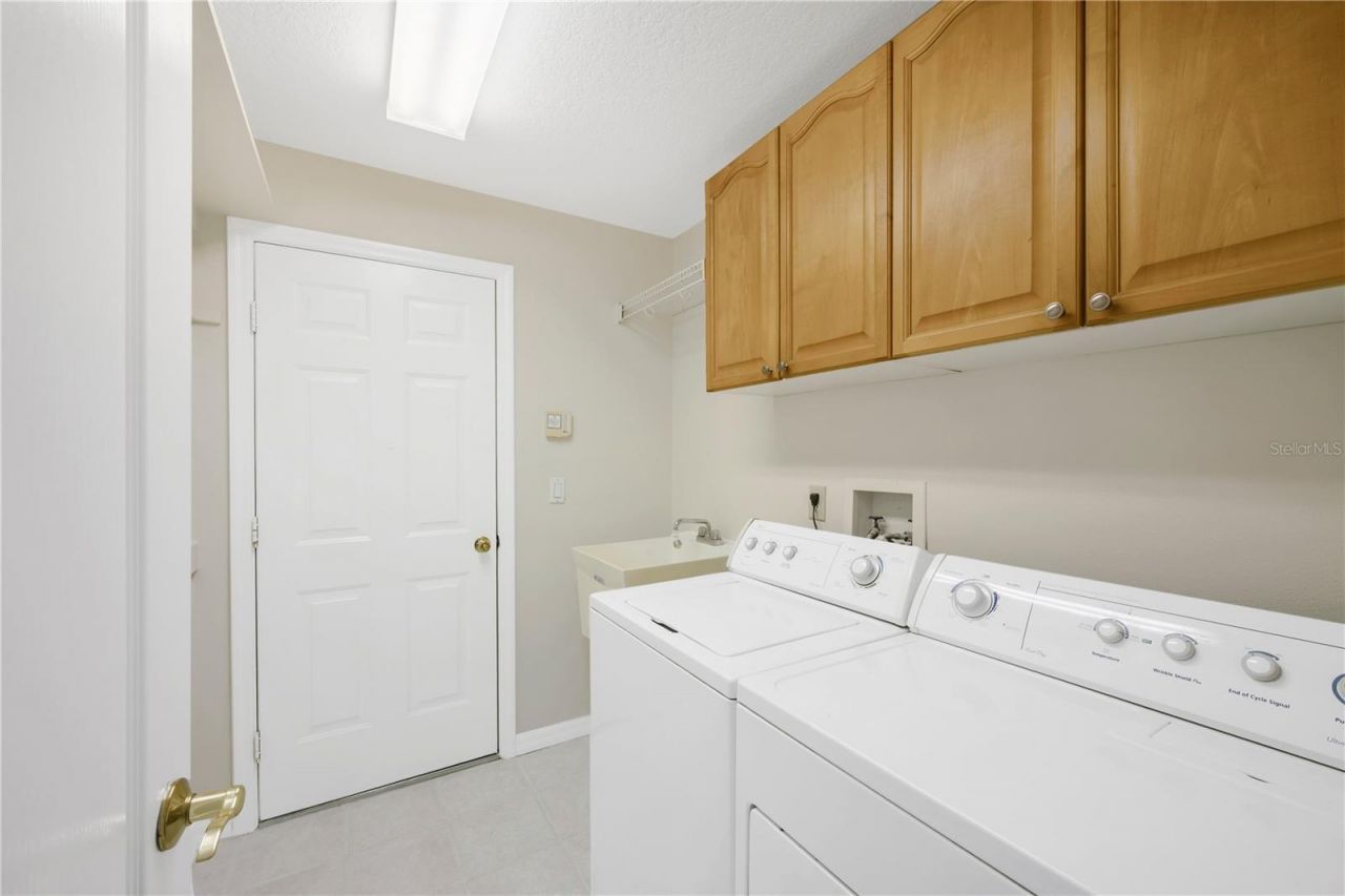 2304 Delamere Court , Valrico, FL 33596 Photo
