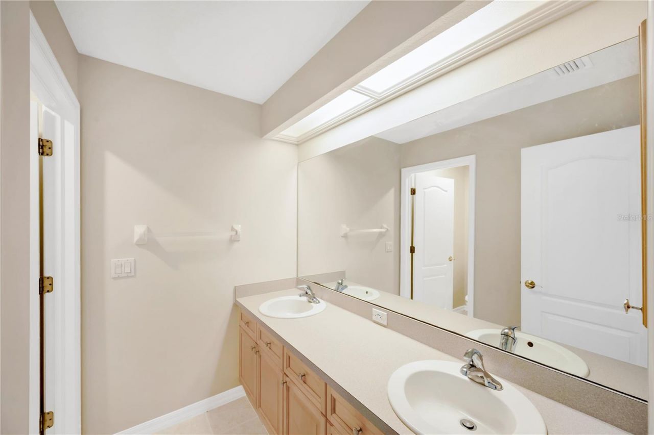 2304 Delamere Court , Valrico, FL 33596 Photo