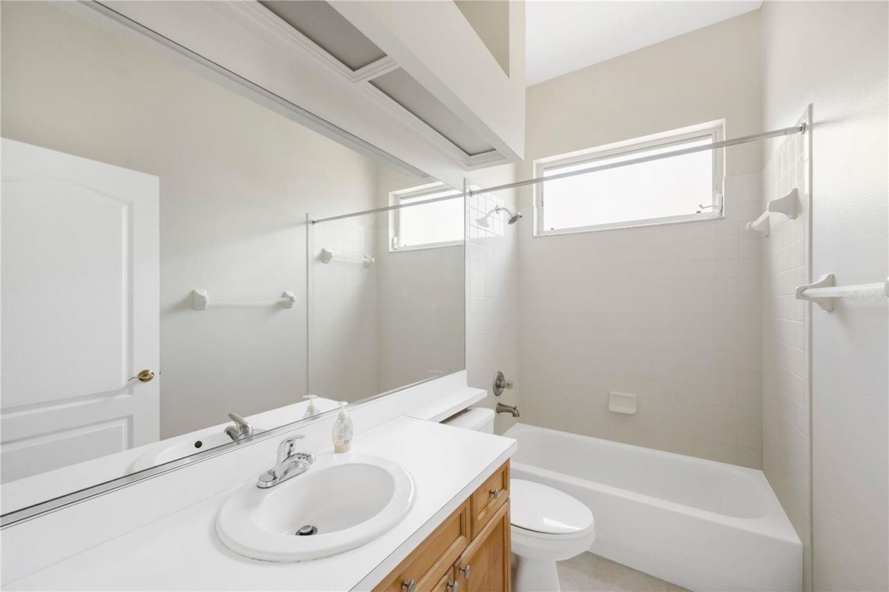 2304 Delamere Court , Valrico, FL 33596 Photo