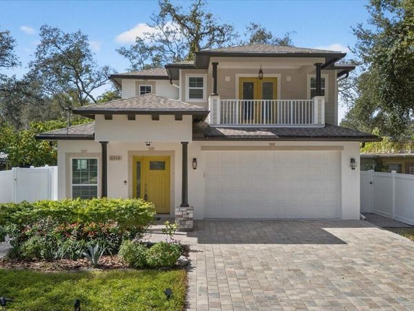 8914 N LYNN AVENUE, TAMPA, FL 33604
