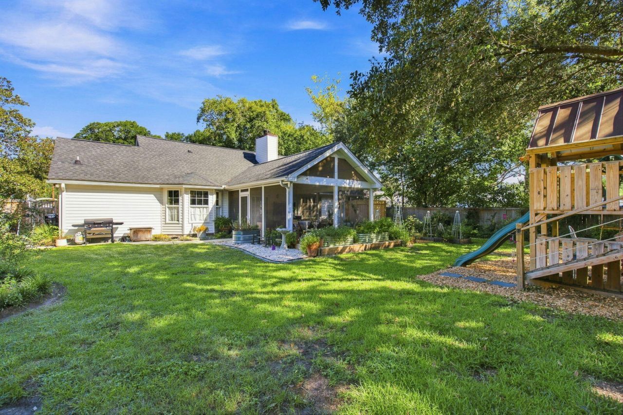 717 Cherry Street Photo 24