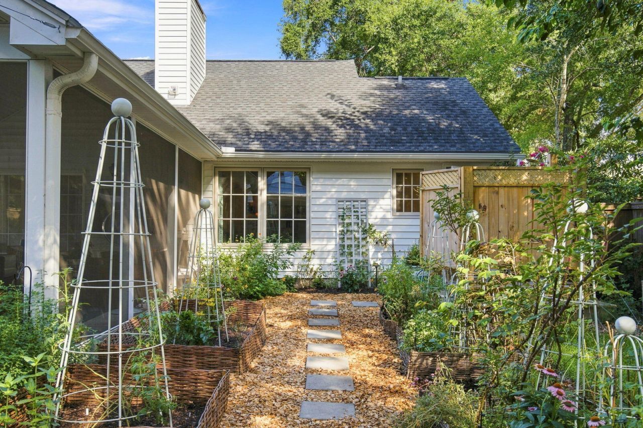 717 Cherry Street Photo 54
