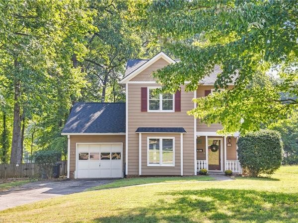1185 Lamont Drive , Winston-Salem, NC 27103