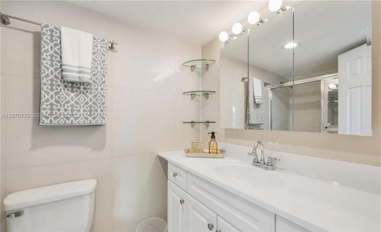 4400 Hillcrest Dr, Unit 602B, Hollywood, FL 33021 Photo