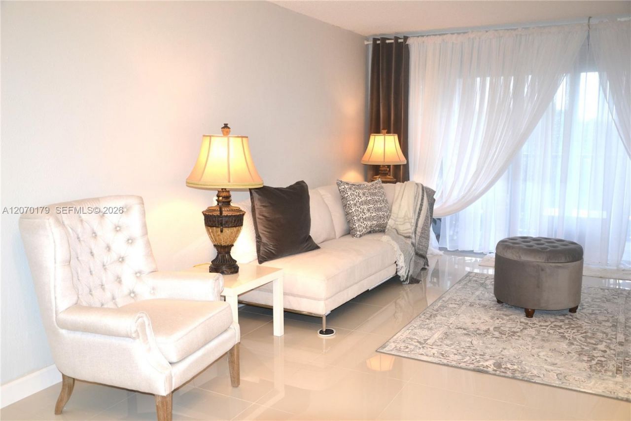 4400 Hillcrest Dr, Unit 602B, Hollywood, FL 33021 Photo
