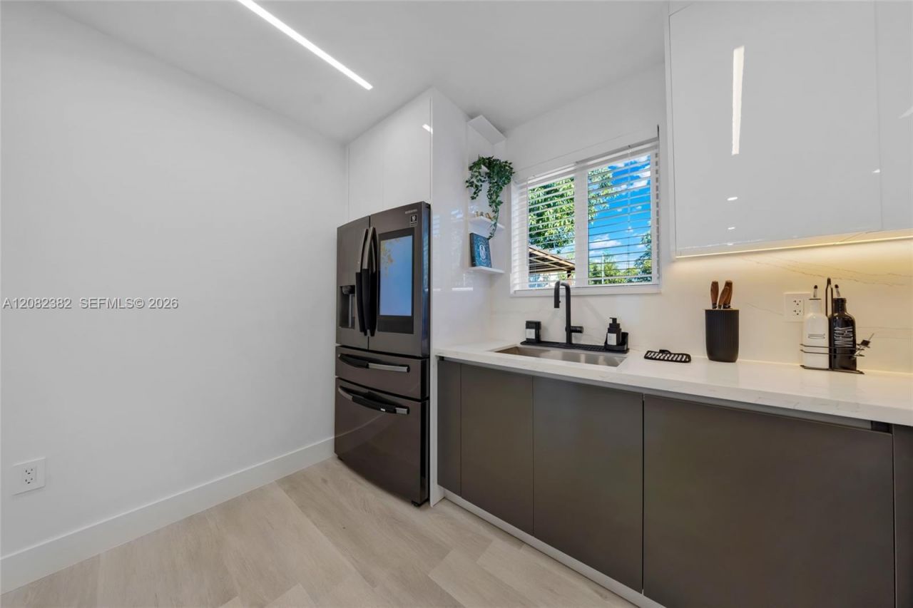511 NW 48th St, Miami, FL 33127 Photo