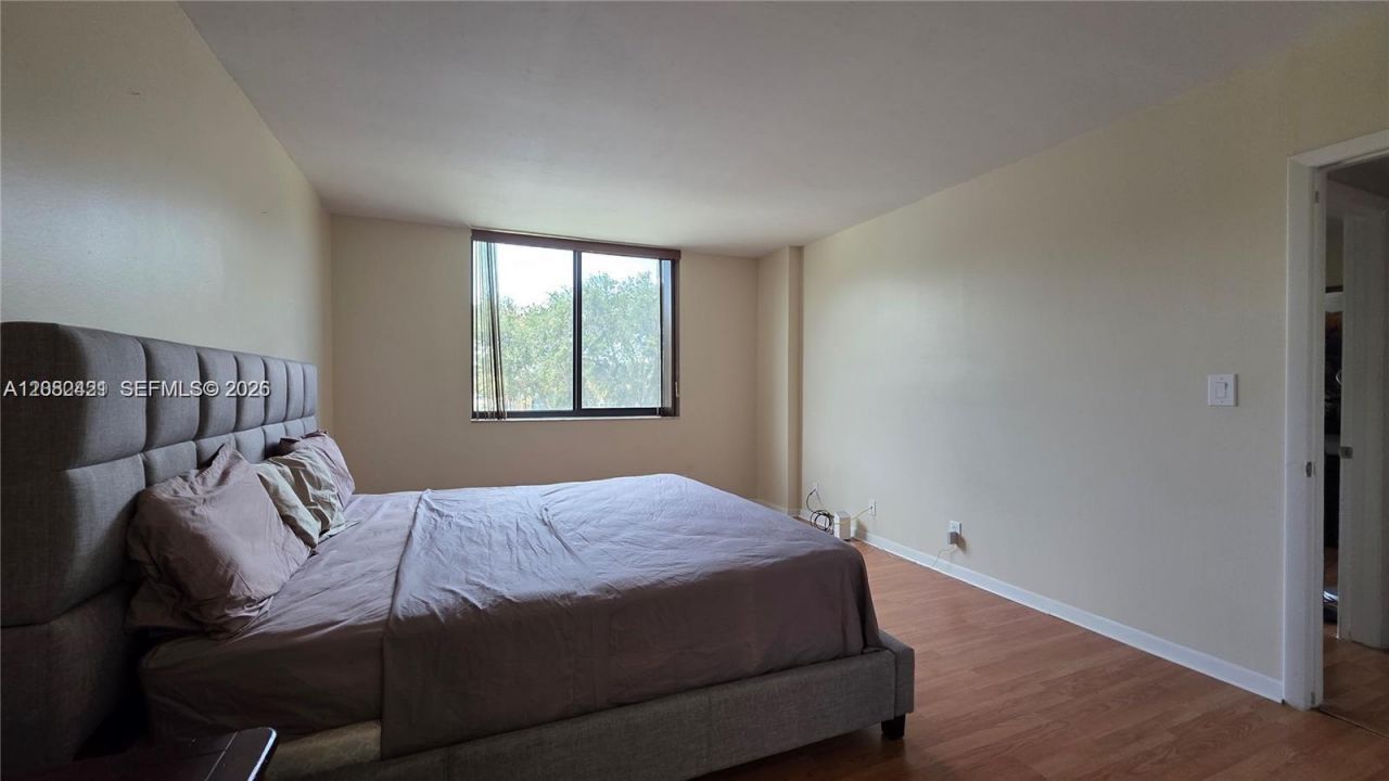 901 Hillcrest Dr, Unit 215, Hollywood, FL 33021 Photo
