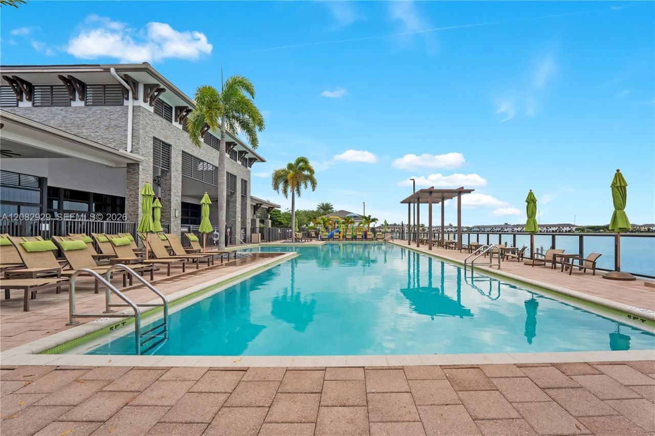8981 NW 161st Ter , Miami Lakes, FL 33018 Photo
