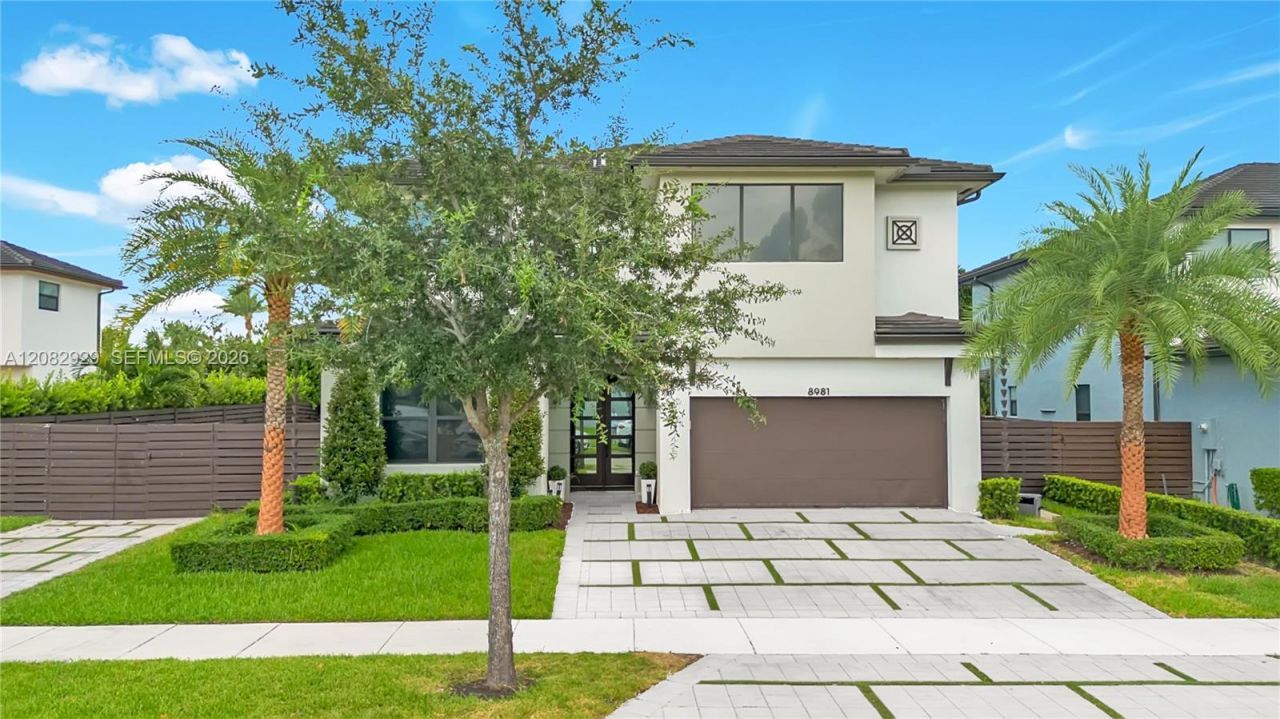 8981 NW 161st Ter , Miami Lakes, FL 33018 Photo