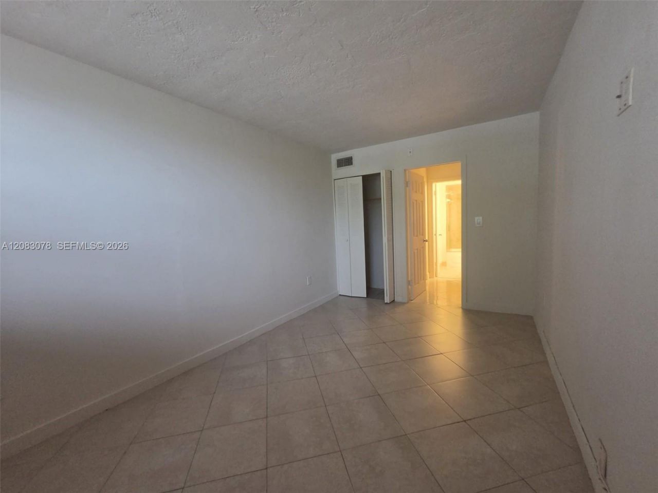 7300 NW 17th St, Unit 319, Plantation, FL 33313 Photo