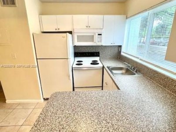 7626 NE 6th Ct , Unit 1, Miami, FL 33138