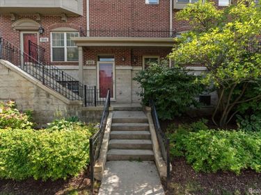 100 Adelaide Street , Detroit, Mi 48201